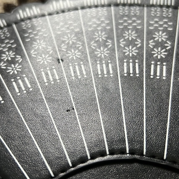 ❌(stolen) Black Crossbody chain purse - Picture 3 of 3